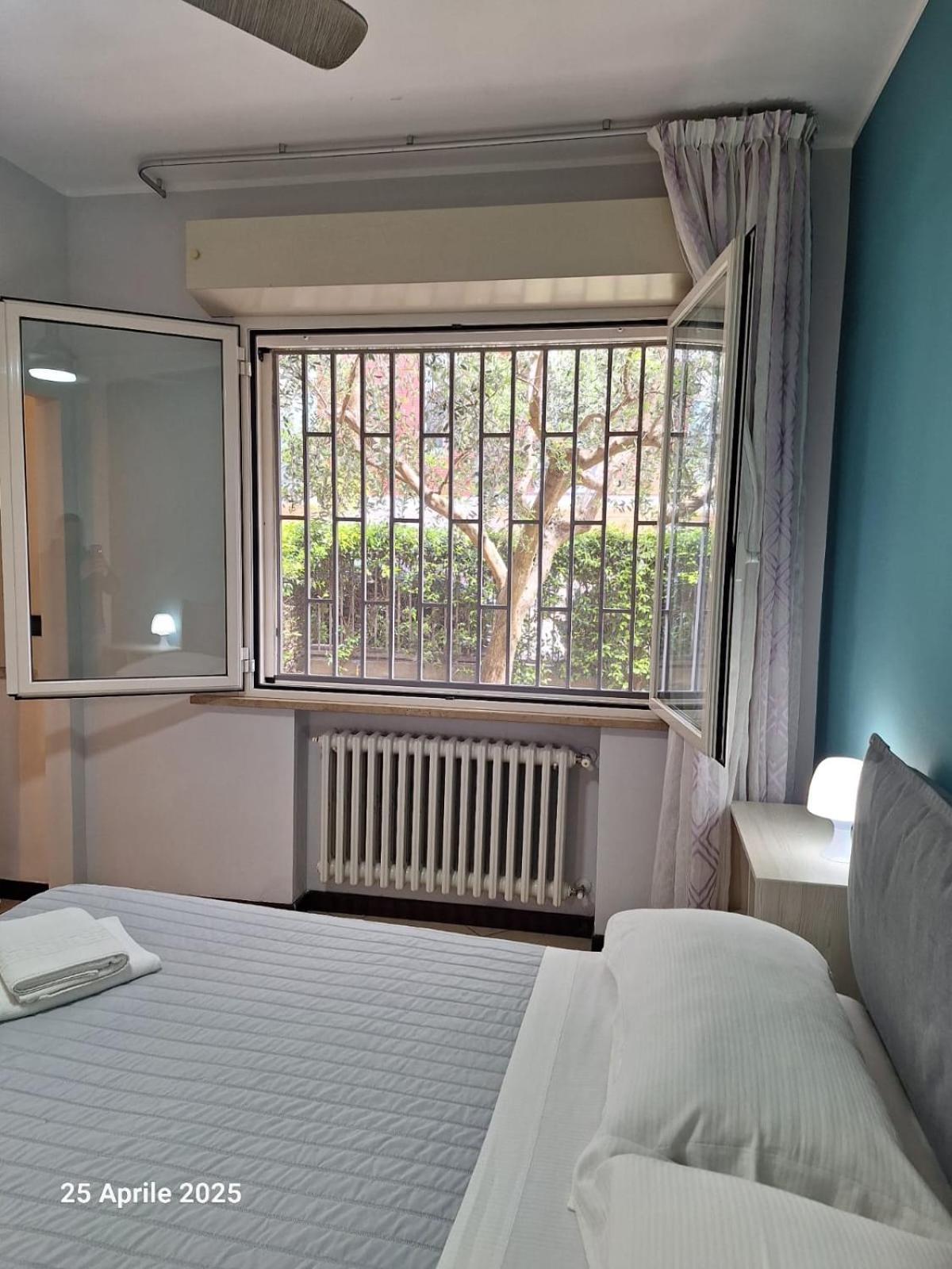 Apartamento Il Melograno Rímini Exterior foto